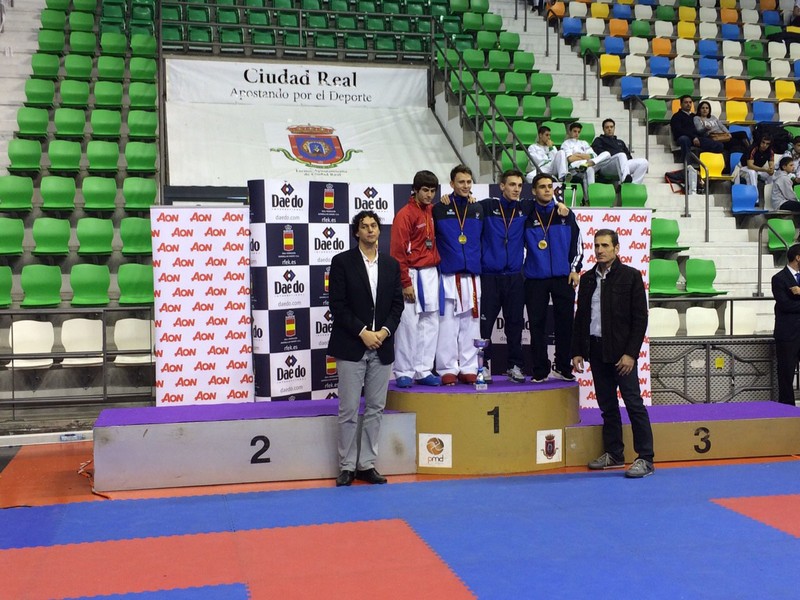 &quot;Poker&quot; hist&oacute;rico en un Campeonato de Espa&ntilde;a